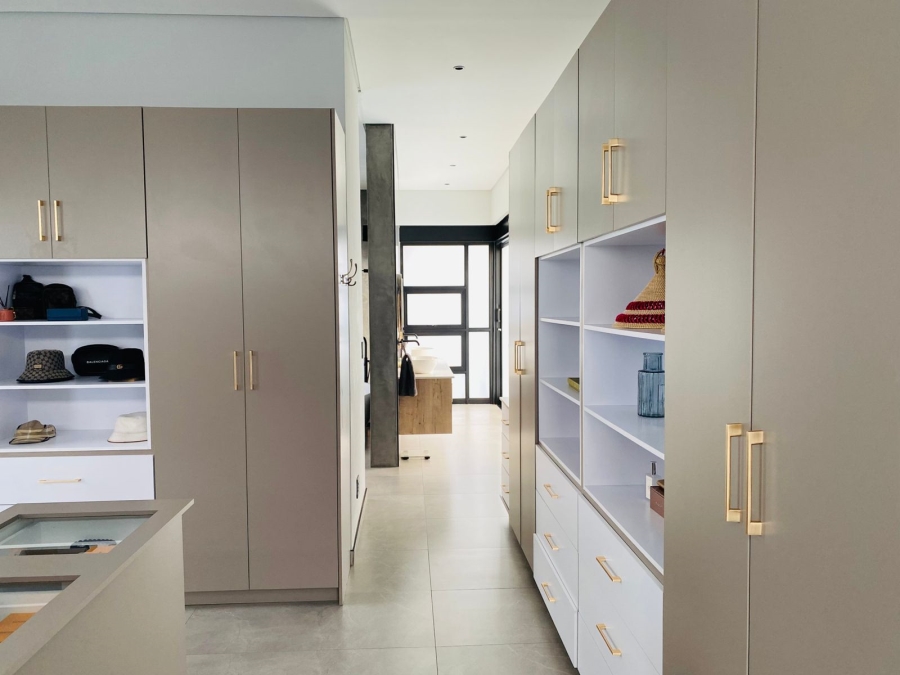 5 Bedroom Property for Sale in Wigwam North West